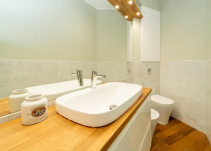 Cozy With Ac & Wifi Lägenhet