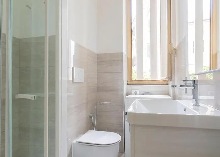 Stayeasy Castello Sforzesco Milán