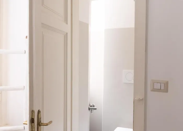 Stylish Walking Distance Duomo Mirable Pm Lägenhet