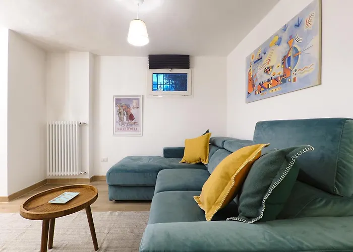 Primopiano - Conte Rosso * Milano