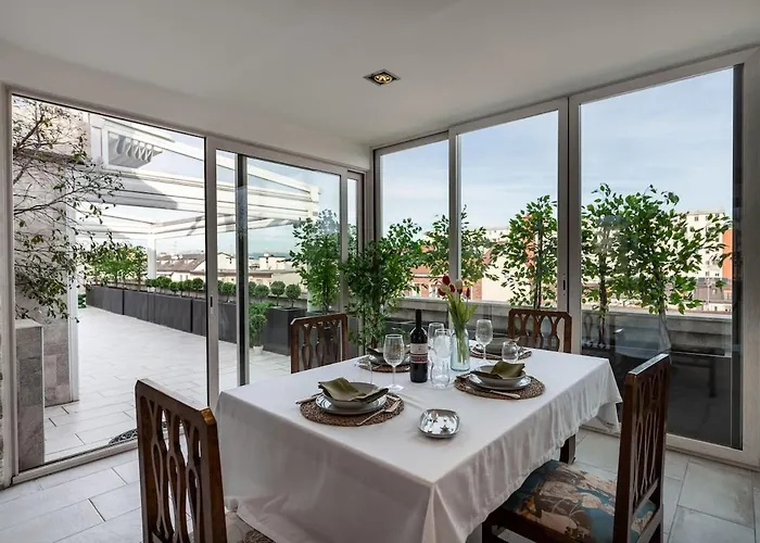 Skyline Penthouse - Terrazzo Panoramico & Metro 5min * ميلان