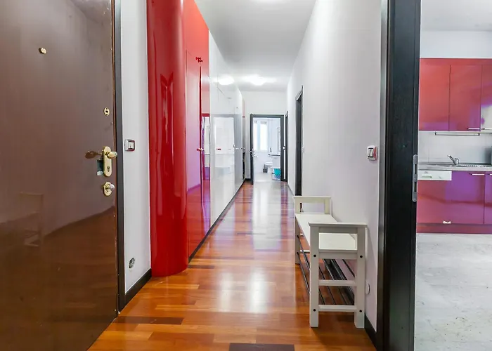 New Near Station 3 Bedroom Appartamento