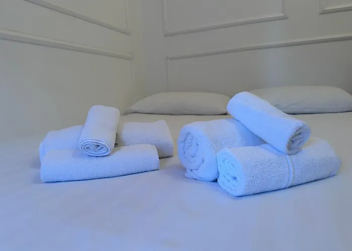 Callmehome - Navigli - Authentic Milanese Appartement *