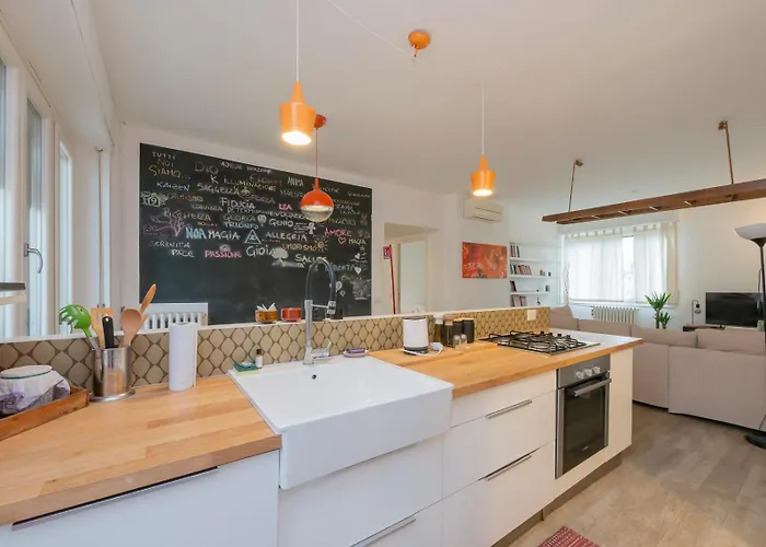 I-host - Montemartini 4