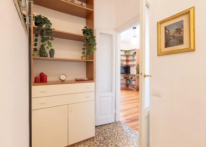 Lägenhet Vintage Chic Flat Steps From Fiera & Wi-fi *