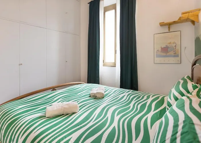 Vintage Chic Flat Steps From Fiera & Wi-fi Lägenhet Milano