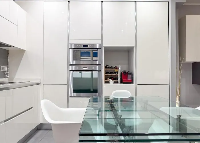 Lägenhet Family 2br With Balcony, Near Metro Milano