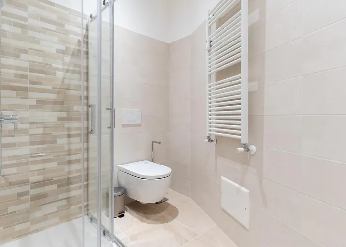 Guesthost - Mm Sant'agostino Modern Flat ميلان