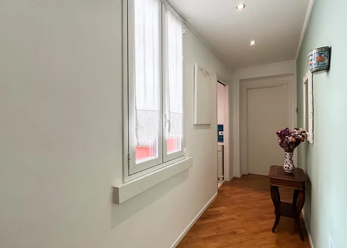 Porta Venezia Elegante ミラノ