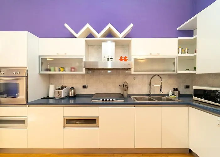 Three-room In The Heart Of Apartment