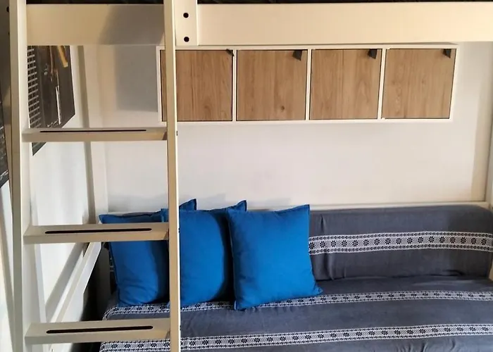 Daire Domus Cassinis Metro And Trains At Your Doorstep