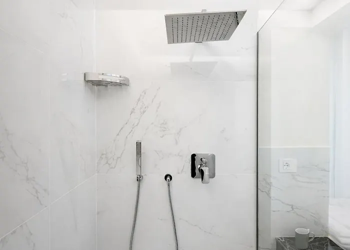 Black Lux 2br In Close To Navigli