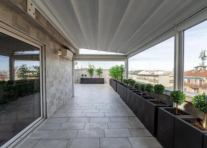 شقة Skyline Penthouse - Terrazzo Panoramico & Metro 5min *