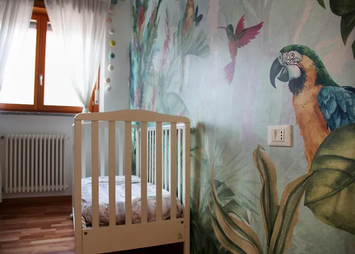 Apartment Elegante - 2 Camere, 2 Bagni, Garage E Balcone