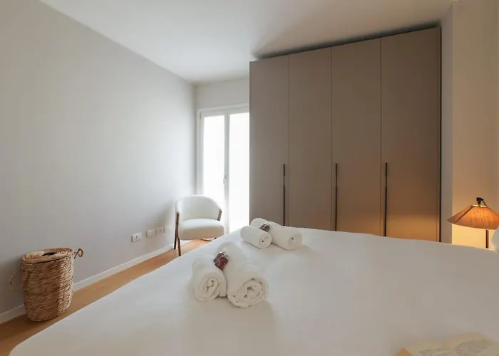 Hacca Collection - Luxury Porta Volta-brera 2br With Terrace * 米兰