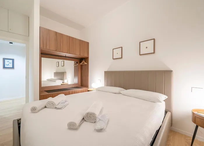 Tantardini House Near Navigli-bocconi