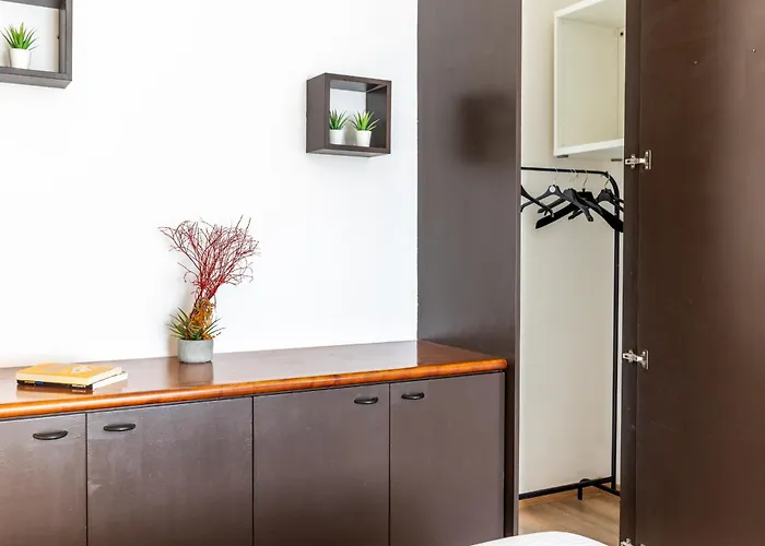 Duomo 5 Min Walk - 2 Bedrooms With Netflix, Wifi Lejlighed Milano
