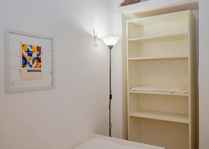 公寓 2 Bdr Flat - Direct Tram 15 Min Duomo 米兰