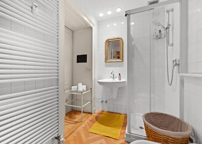 Apartamento Duomo Center Linate Luxury With Sauna