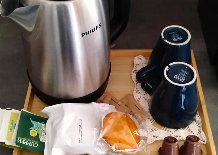 Domus Cassinis Metro And Trains At Your Doorstep Mediolan