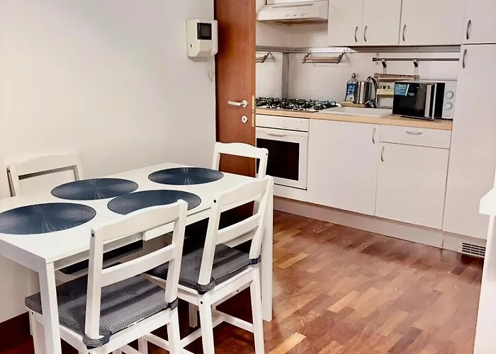 Navigli Comfort Metro Romolo Iulm & Unipol Forum * Milán