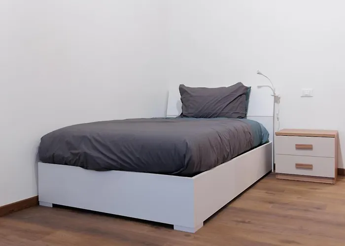 Cinzia's House - 5 Minutes From The Metro Apartmán Milán