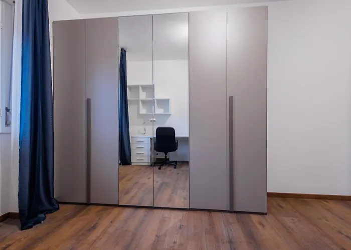 Cinzia's House - 5 Minutes From The Metro *