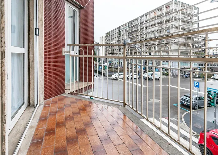 New Near Station 3 Bedroom Milano