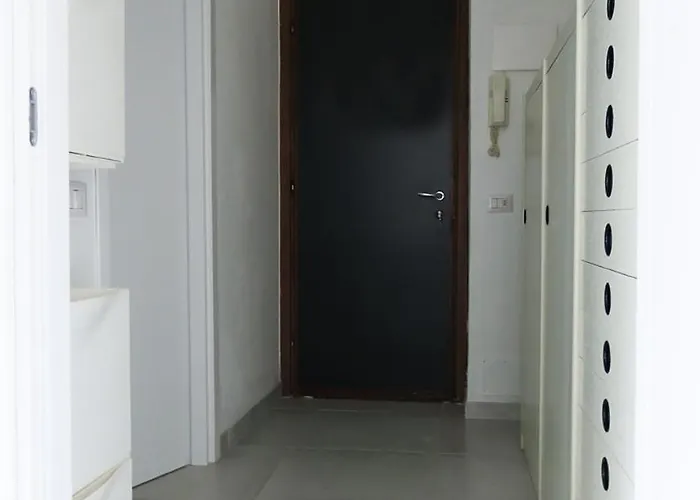 Urban House Romolo Garden View - Navigli Apartmán