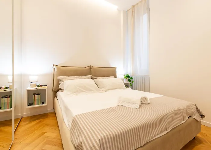 I-host Elegant Flat Near Bocconi & Center * Milano