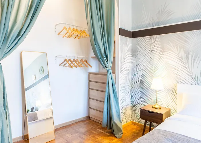 Duomo 5 Min Walk - 2 Bedrooms With Netflix, Wifi Lejlighed *