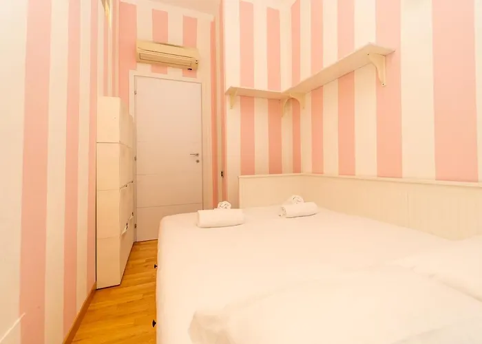 Apartment Three-room In The Heart Of