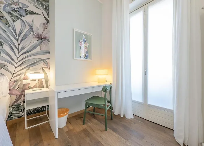 Easylife - - Turin 68p4 - Duomo * מילאנו
