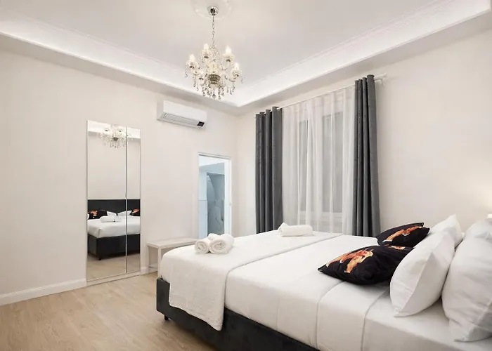 Black Lux 2br In Close To Navigli *