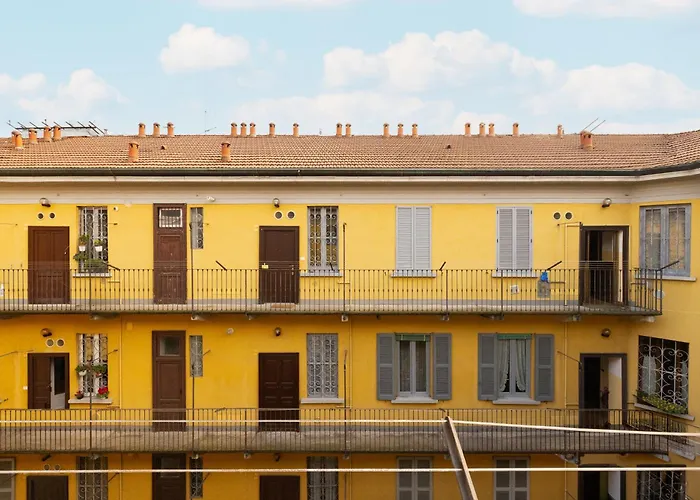 Charm Two-room Bocconi Navigli Darsena Апартаменты Милан