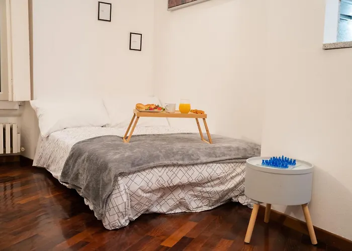 Duomo-bocconi-navigli Area, Elegant & Peaceful Retreat * Milano