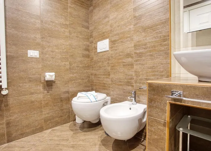 Easylife - - Campionesi 3 - Porta Romana *