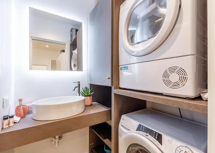 I-host Elegant Flat Near Bocconi & Center Apartment *