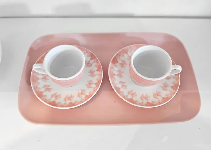 Nel Cuore Del Quartiere Isola, All'ombra Del Bosco Verticale *