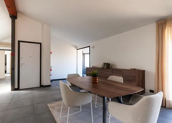 Attico I 7 Campanili Mediolan