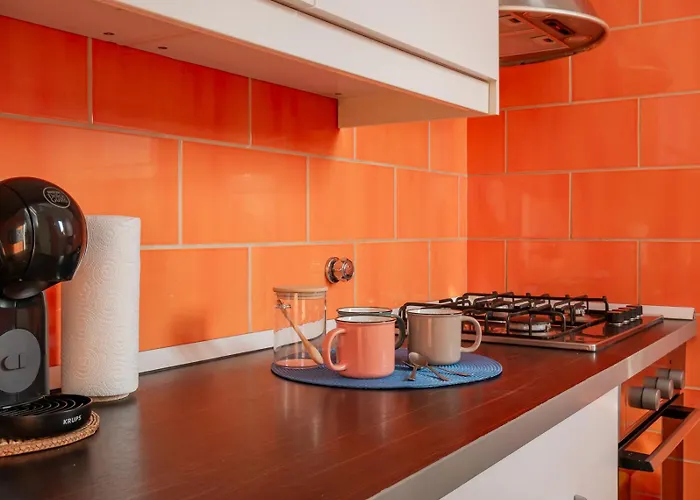 Homelovers Bright&white House Navigli District Appartamento *