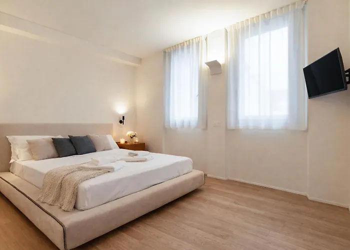 Nerogiardini - Lusso E Design A San Babila Lägenhet Milano