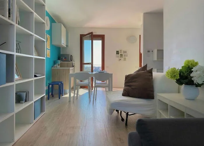 Homeby - Loft Pitteri アパート