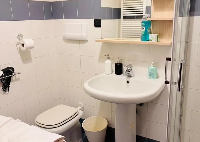 Navigli Comfort Metro Romolo Iulm & Unipol Forum Apartmán Milán