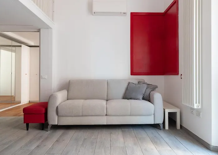 The Gentle Red House Living The Easily Milán