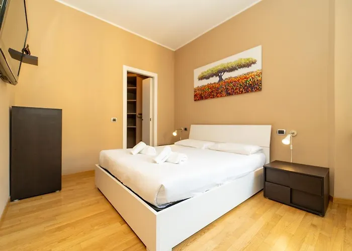 Apartment Three-room In The Heart Of Mailand
