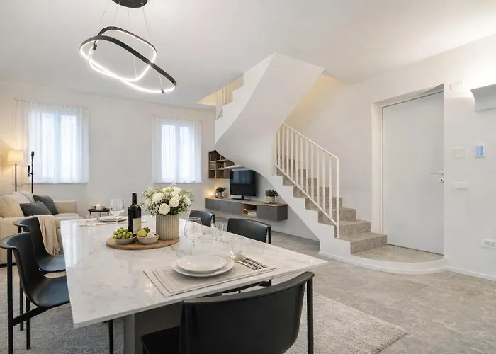 Lägenhet Nerogiardini - Lusso E Design A San Babila Milano