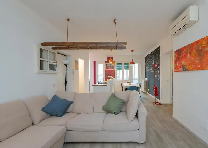 I-host - Montemartini 4 *