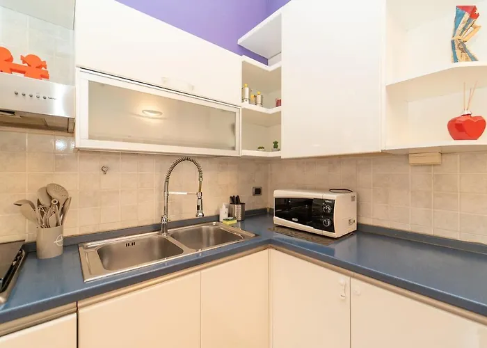 Three-room In The Heart Of Mediolan