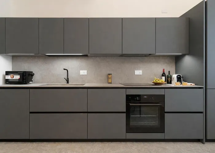 Nerogiardini - Lusso E Design A San Babila * Milano